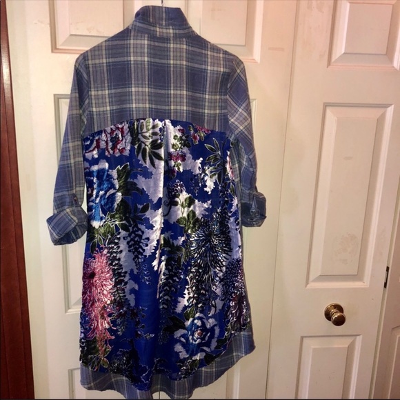 aratta silent journey Tops - Aratta silent journey